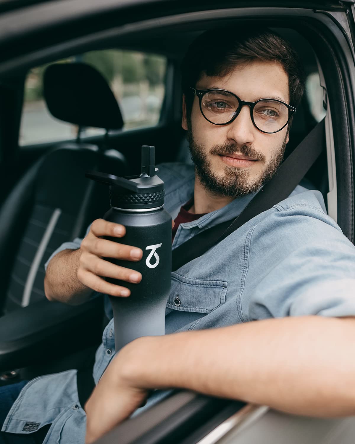 Trebo Water Bottle 32oz with Paracord Handle,Food-grade Double Wall Vacuum Stainless Steel Insulated Tumbler Flask with Straw Spout Lids,Leakproof Keep Cold & Hot,Fit in Any Car Cup Holder,Dark Gray