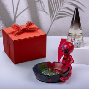 Yblenic Ash Tray Cool Ashtrays for Cigarettes, Alien Fantasy Ashtray Decor for Home Office, Ornament Gifts (Red, Alien)