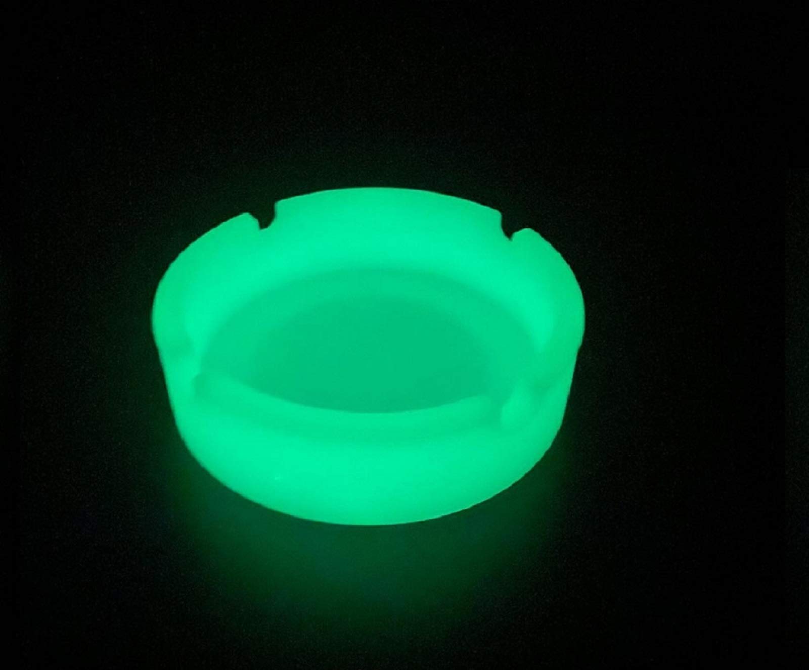 LAJIAOZ 1Pcs Silicone Ashtray With High Temperature Heat Resistant,Luminous,Soft Fluorescent Premium Silicone Rubber,Portable Round Design,Ashtray Sturdy Glow in Dark