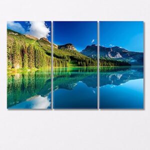 Emerald Lake Canada Canvas Print 1 Panel / 36x24 inches