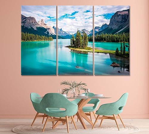 Jasper National Park with Maligne Lake Canada Canvas Print 1 Panel / 36x24 inches