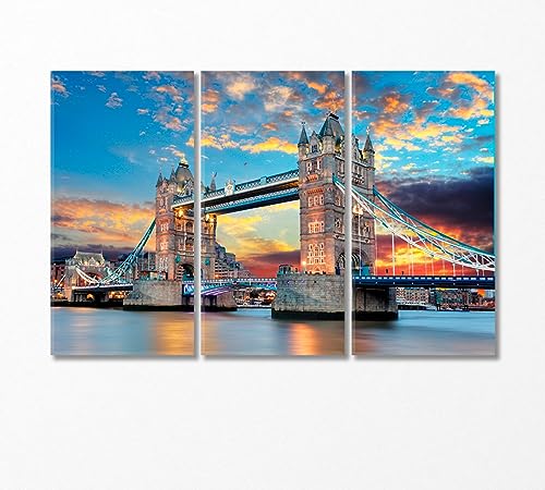 Tower Bridge in London UK Canvas Print 5 Panels / 36x24 inches