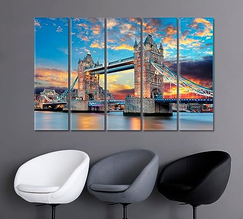 Tower Bridge in London UK Canvas Print 5 Panels / 36x24 inches