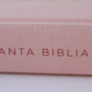 Biblia Reina Valera 1960 letra grande. Tapa Dura, Tela rosada con flores, tamaño manual / Bible RVR 1960. Handy Size, Large Print, Hardcover, Pink