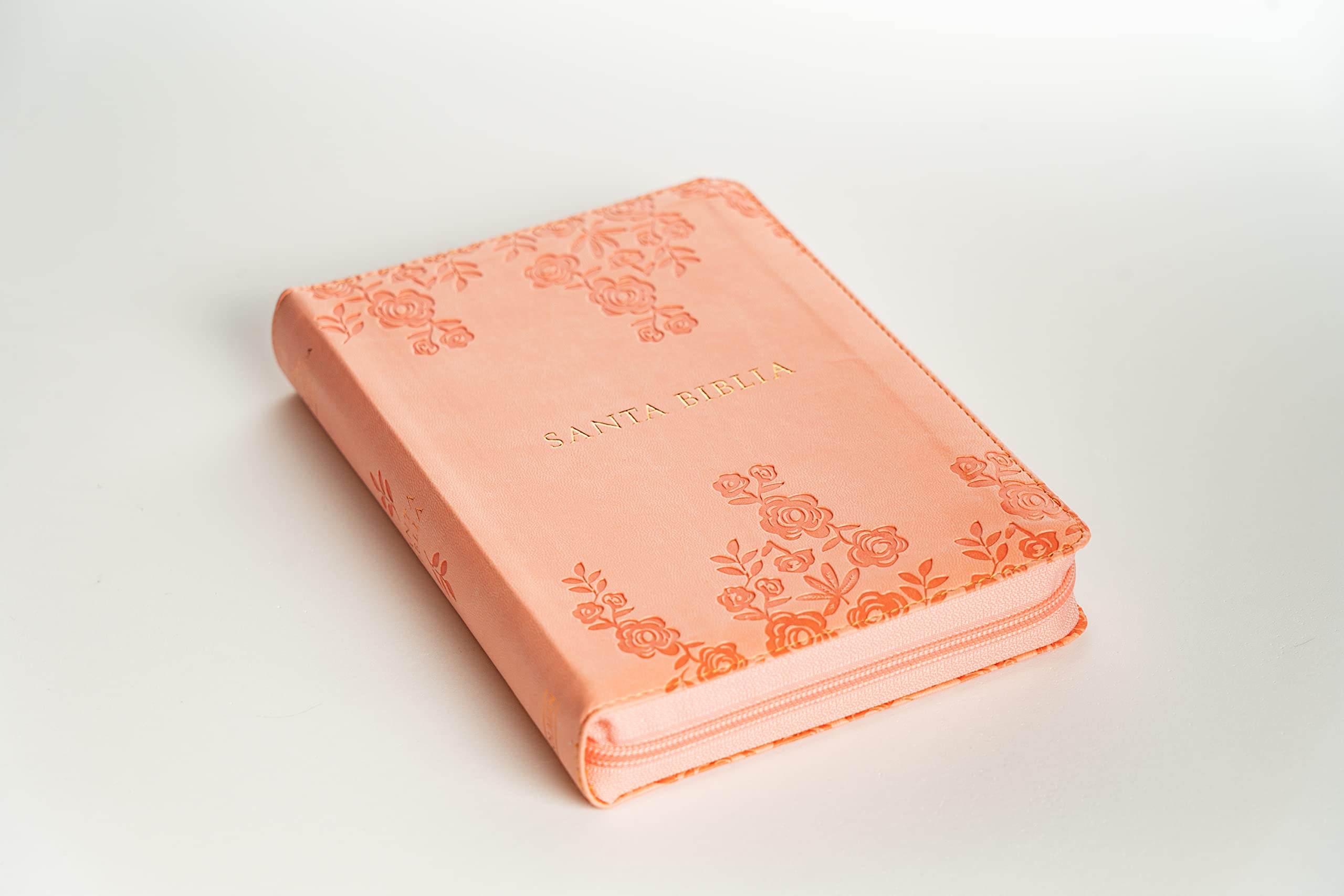 Biblia Para Mujer Reina Valera 1960 con Letra Grande tamano manual 12 puntos Cierre Indice Semil piel color Coral/ Rosado Floral