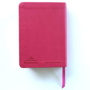 Biblia Católica en español. Símil piel fucsia, tamaño compacto / Catholic Bible. Spanish-Language, Leathersoft, Fucsia, Compact