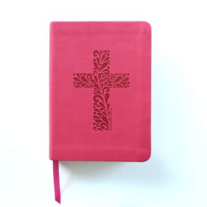 Biblia Católica en español. Símil piel fucsia, tamaño compacto / Catholic Bible. Spanish-Language, Leathersoft, Fucsia, Compact