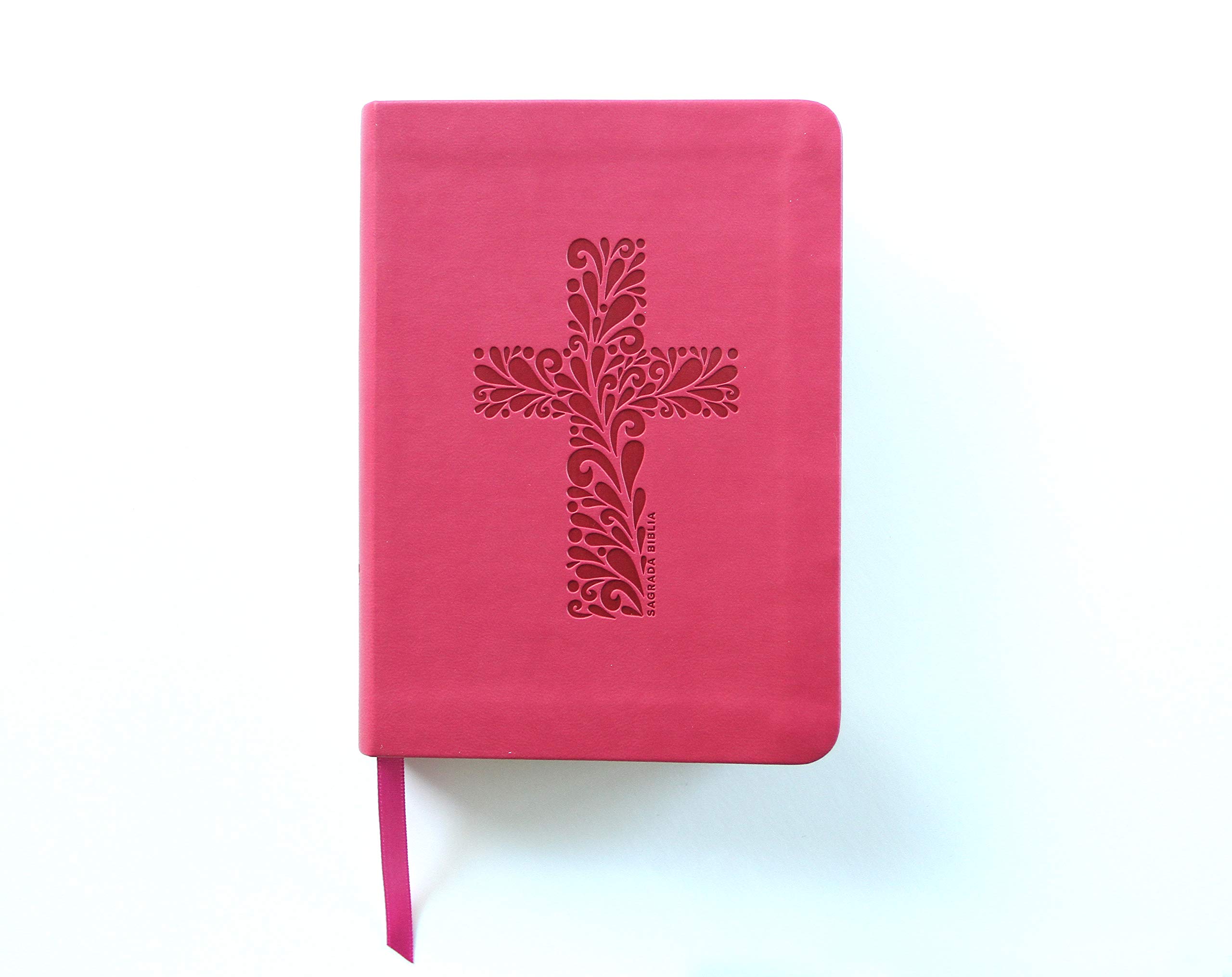 Biblia Católica en español. Símil piel fucsia, tamaño compacto / Catholic Bible. Spanish-Language, Leathersoft, Fucsia, Compact