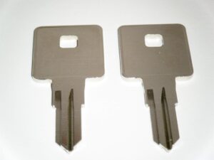 craftsman tool box keys cut from 8151 to 8200 two working keys for sears husky kobalt tool chest (8151)