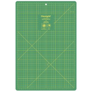 Dritz Omnigrid Double Sided Self-Healing 12x18 Cutting Mat, 12" x 18" 30cm x 45cm, Green