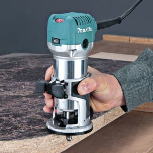 Makita RT0701CR 1-1/4 HP Compact Router (Renewed)