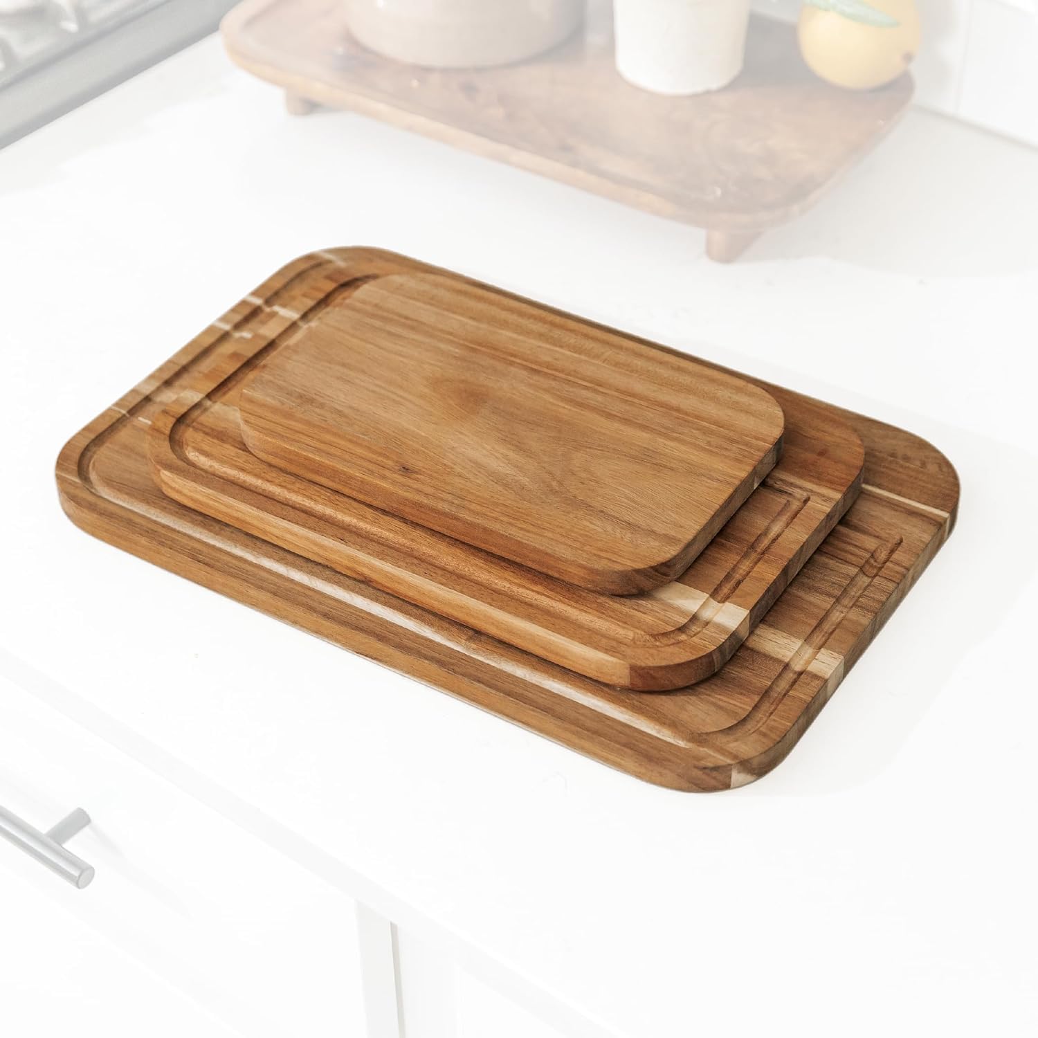 KitchenEdge Premium Acacia Wood Cutting Board Set of 3, Juice Groove and Non-Slip Feet, Thick Wood Trays for cheese, vegetables, meat, fruit, Heavy Duty Construction, Pre Oiled (9x6, 12x8, 15x10 inch)