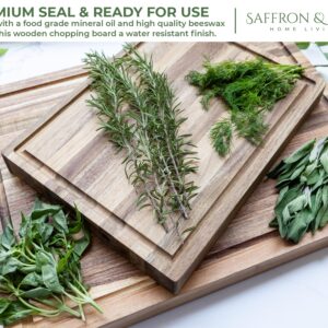 Saffron & Sage Extra Large Wood Cutting Board - Thick 23 x 17 x 1.5 Inch Acacia Wooden Cutting Boards for Kitchen use with Deep Juice Groove, Reversible Chopping Board Doubles as a Charcuterie Board