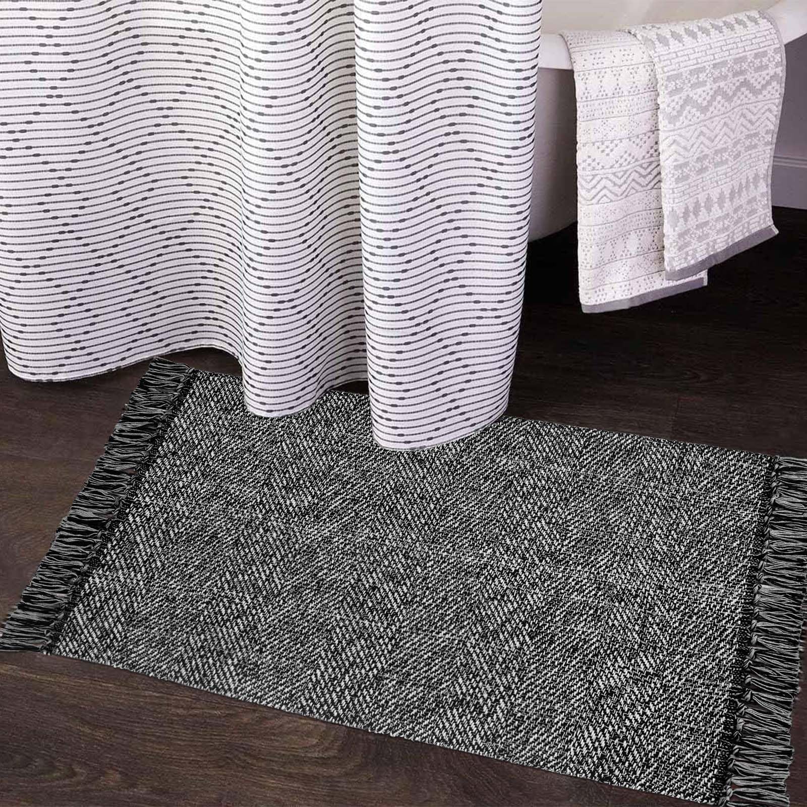 Boho Bathroom Rug 2'x 3', Black Cream Hand- Woven Cotton Reversible Small Entryway Rug with Tassels Machine Washable Rug for Kitchen/Laundry/Doorway Porch Throw Floor Mat