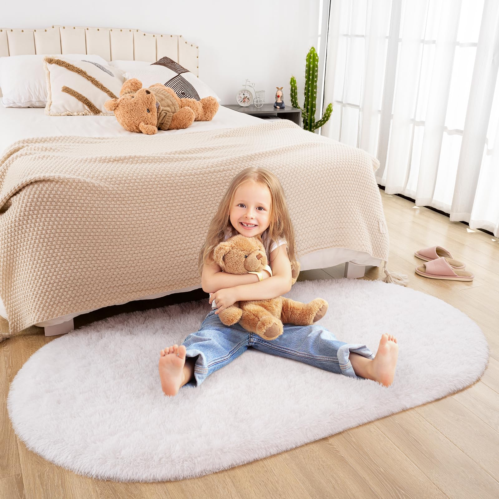 Merelax Soft Shaggy Rug for Kids Bedroom, Oval 2.6'x5.3' Cream Plush Fluffy Carpets for Living Room, Furry Carpet for Teen Girls Room, Anti-Skid Fuzzy Comfy Rug for Nursery Decor Cute Baby Play Mat