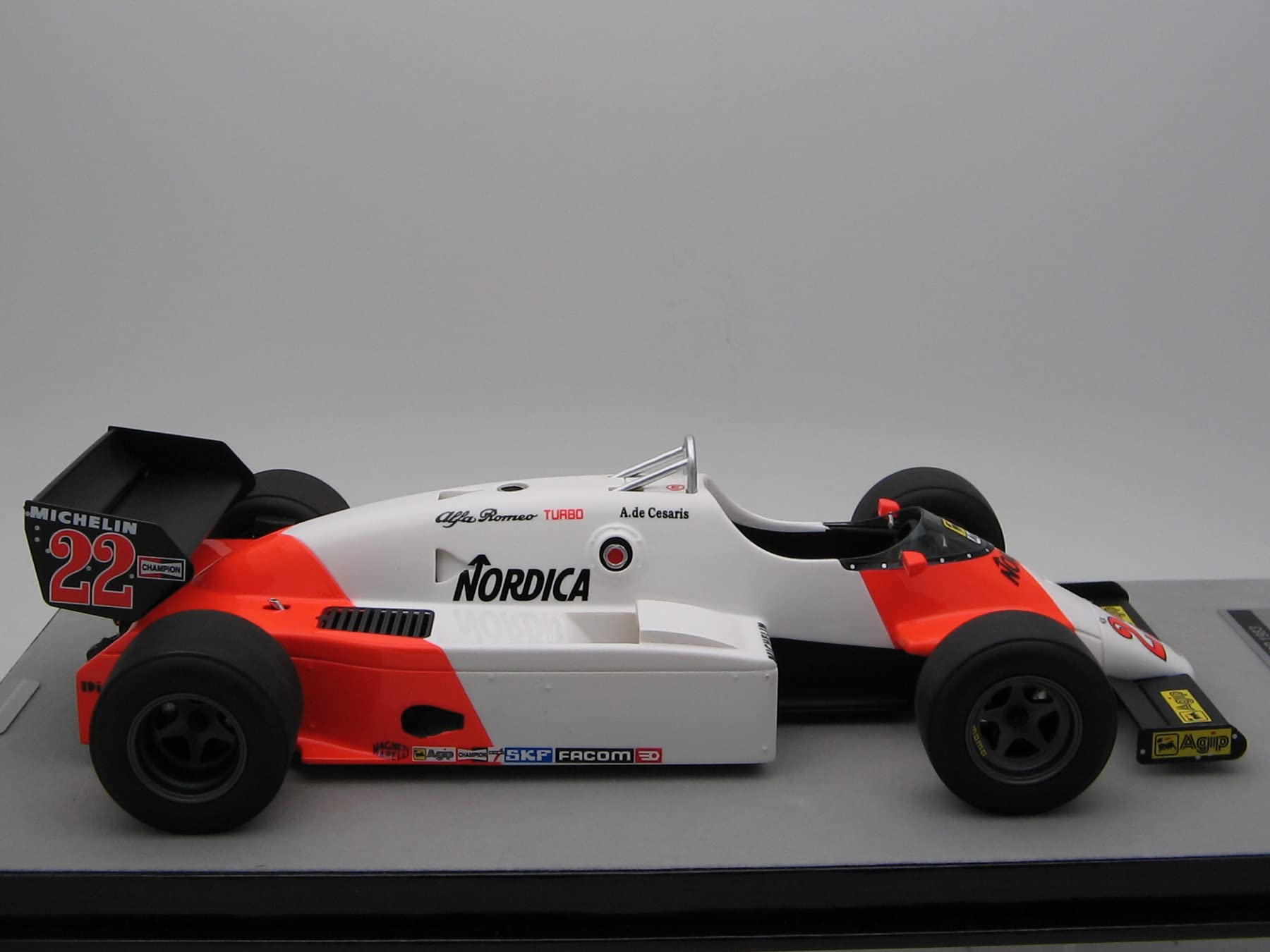 TECNOMODEL 183T #22 Andrea De Cesaris Formula One F1 Monaco GP (1983) "Mythos Series Limited Edition to 120 Pieces Worldwide 1/18 Model Car TM18-230B