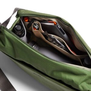 Bellroy Venture Sling 9L (large crossbody bag) - RangerGreen