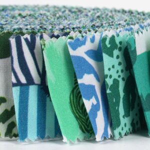 Soimoi 40Pcs Animals Print Precut Fabrics Strips Roll Up 1.5x42inches Cotton Jelly Rolls for Quilting - Teal Green