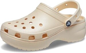 crocs women's classic platform glitter clog, vanilla, 8