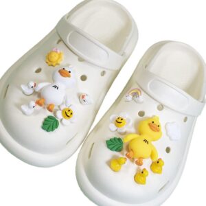 Cute 3D Duck Shoe Decoration Charms for Shoes with Holes, Funny Croc Charms, Hole Shoe Charms, Shoe Accessories for Boys and Girls