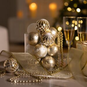 Valery Madelyn Christmas Tree Decorations Set, 24ct White and Gold Shatterproof Christmas Ball Ornaments Bulk, 2.36 Inches Elegant Hanging Ornaments for Christmas Trees Xmas Holiday Decor