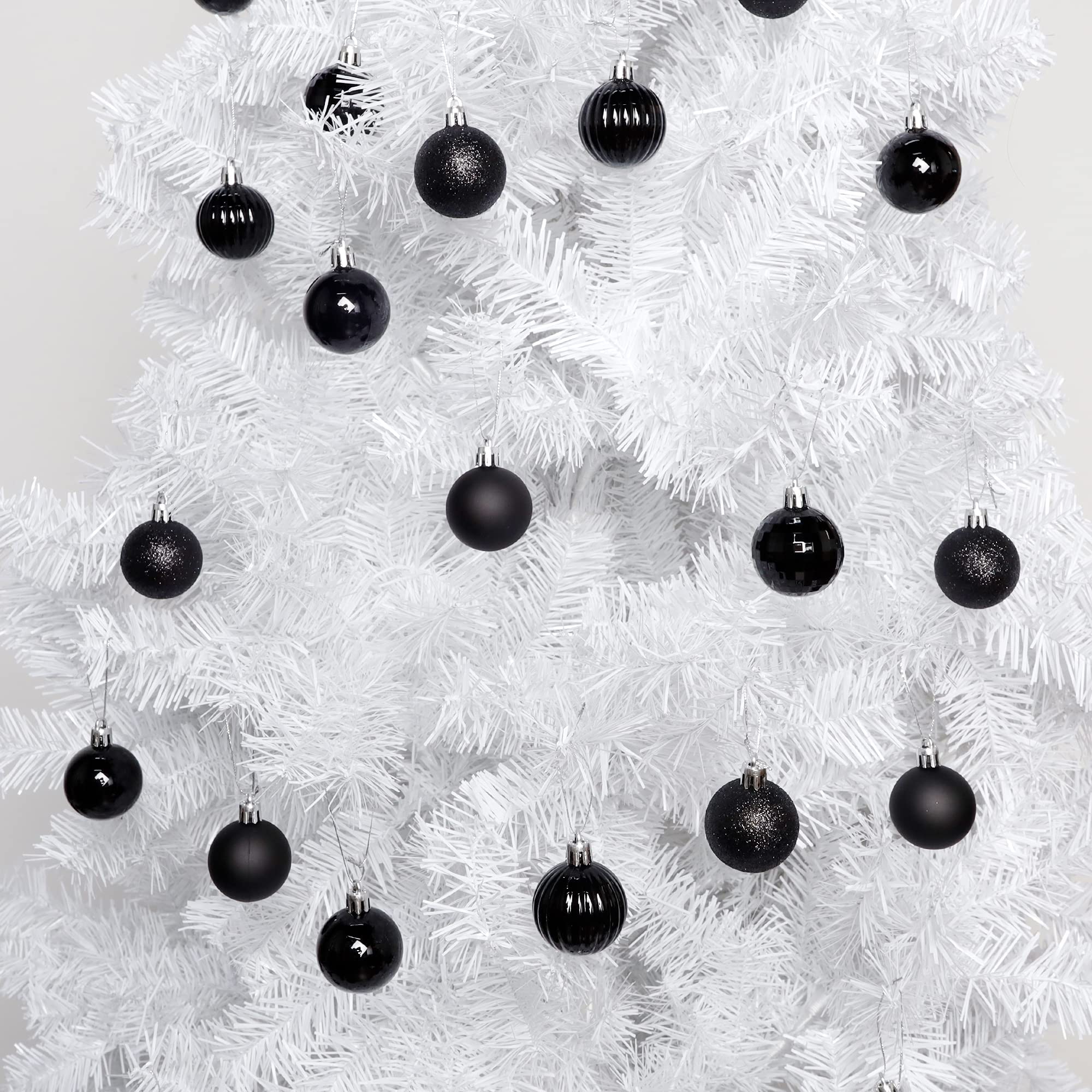 Lulu Home Christmas Hanging Ornaments, 34 Count Pre-Strung Plastic Balls, Shatterproof Barrel Packed Balls for Holiday Xmas Party Wreath Tabletop Tree Decorations, 1.57 Inch, Black