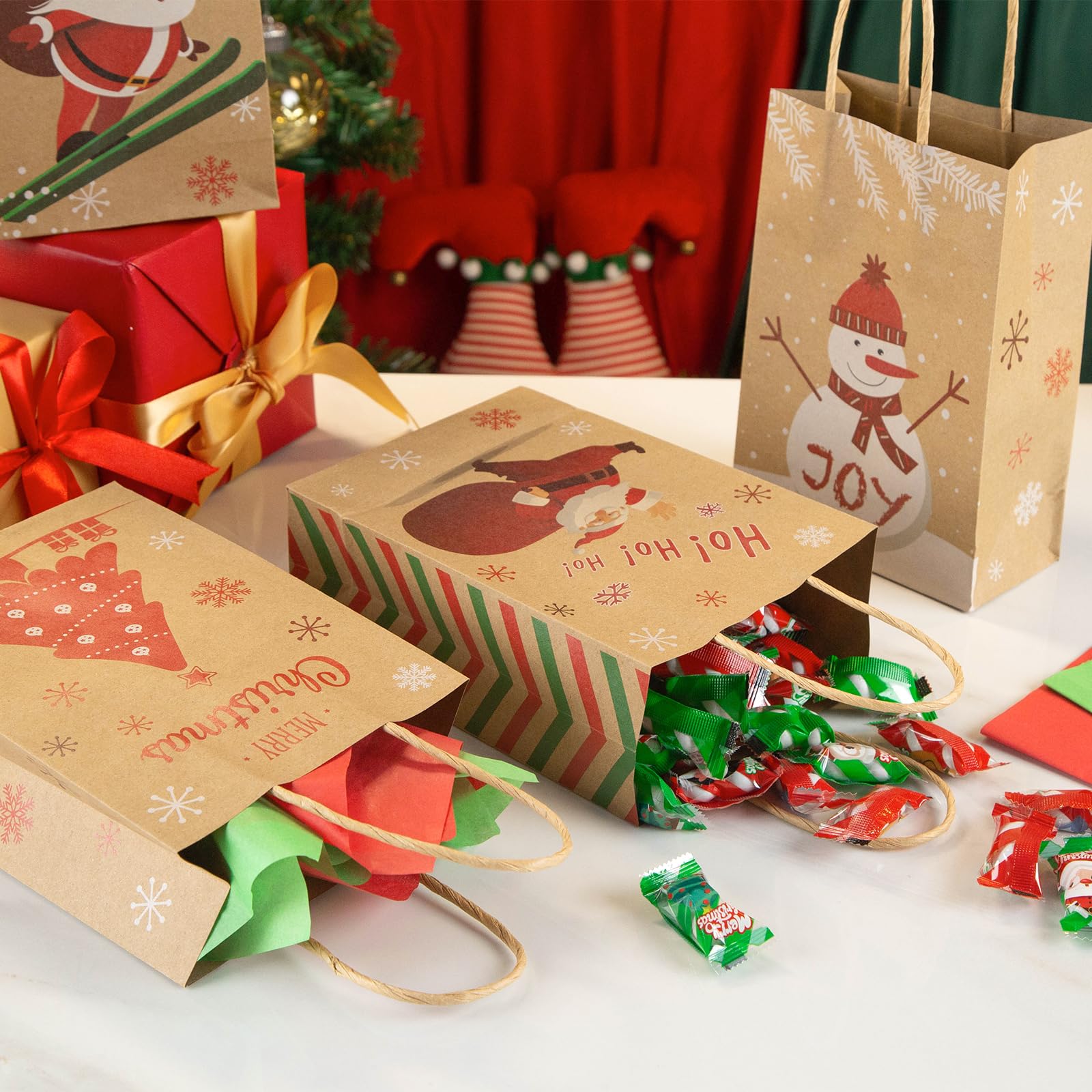 VGOODALL 30PCS Christmas Treat Bags with Tissue Paper, Kraft Paper Gift Bags with Handle Christmas Goodie Bags for Christmas Party Favors Gift Exchange