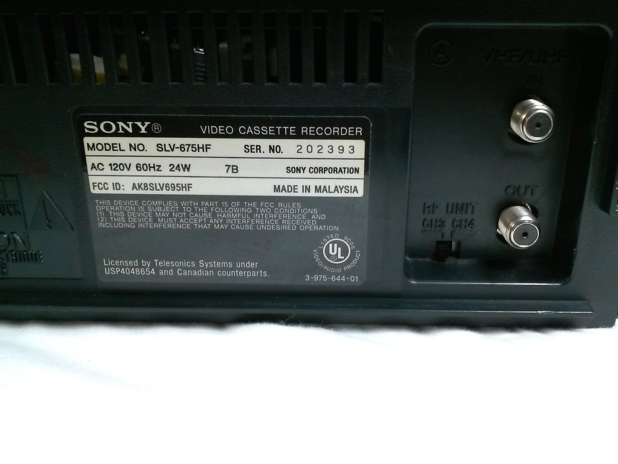 Sony SLV-675HF Video Cassette Recorder Player VCR w/ Hi Fi Stereo