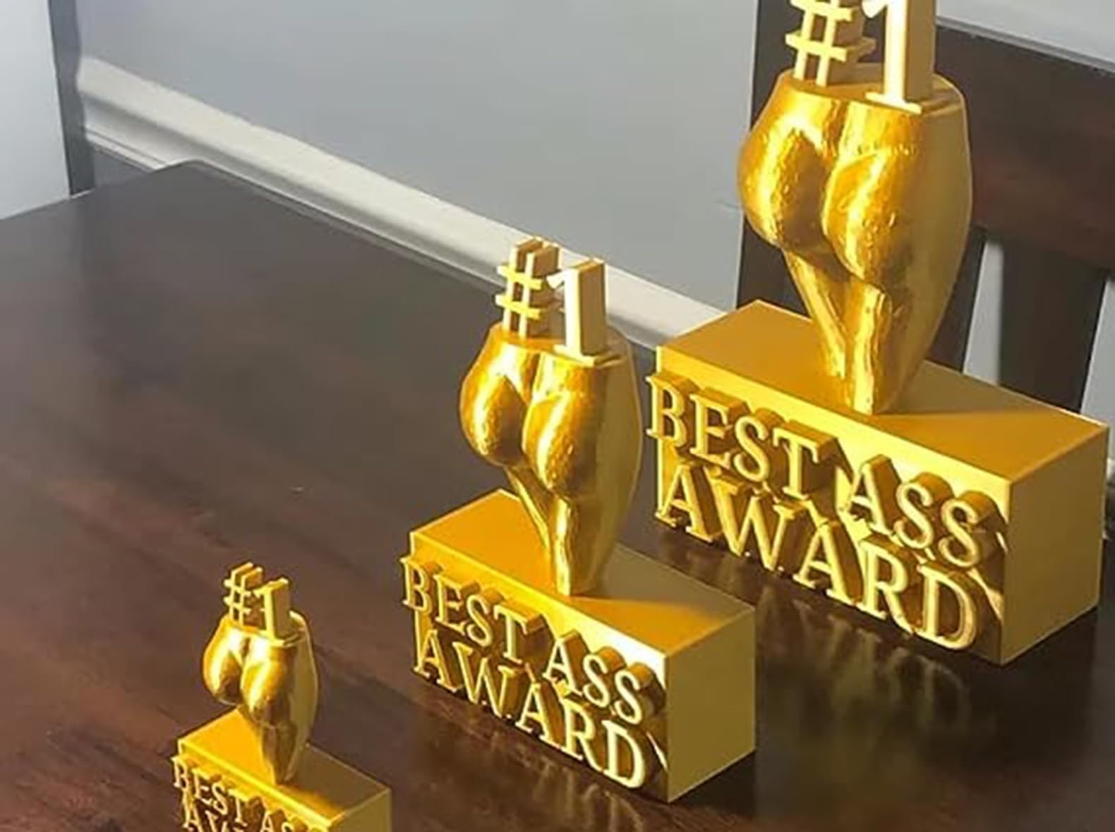 Best Ass Award - Best Boobs Award, Funny Trophy Resin Statue, Mischievous Hip/Boobs Trophy Home, Office Desktop Statue Decoration (Color : Ass, Size : Small(3.93 * 2.36 inch))