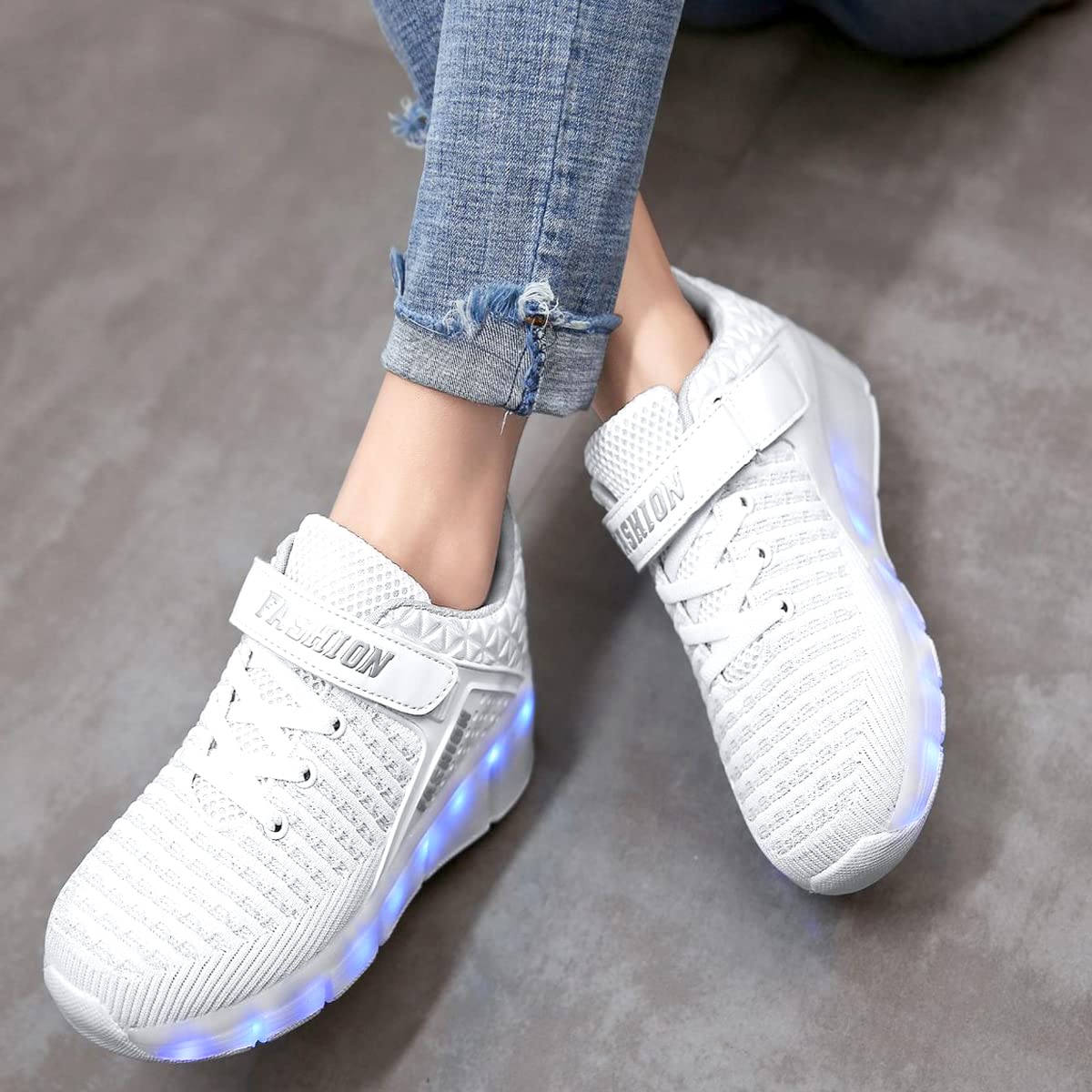 AIkuass Wheely Shoes for Kids Roller Shoes USB Rechargeable LED Light Up Wheel Shoes Skate Sneaker Shoes for Boys Girls Kids (6 Big Kid / EU39, White)