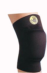 Body Glove Padded Neoprene Magic Knee Support, Model 3006A, Knee Brace, Knee Support, Knee Wrap, Medium