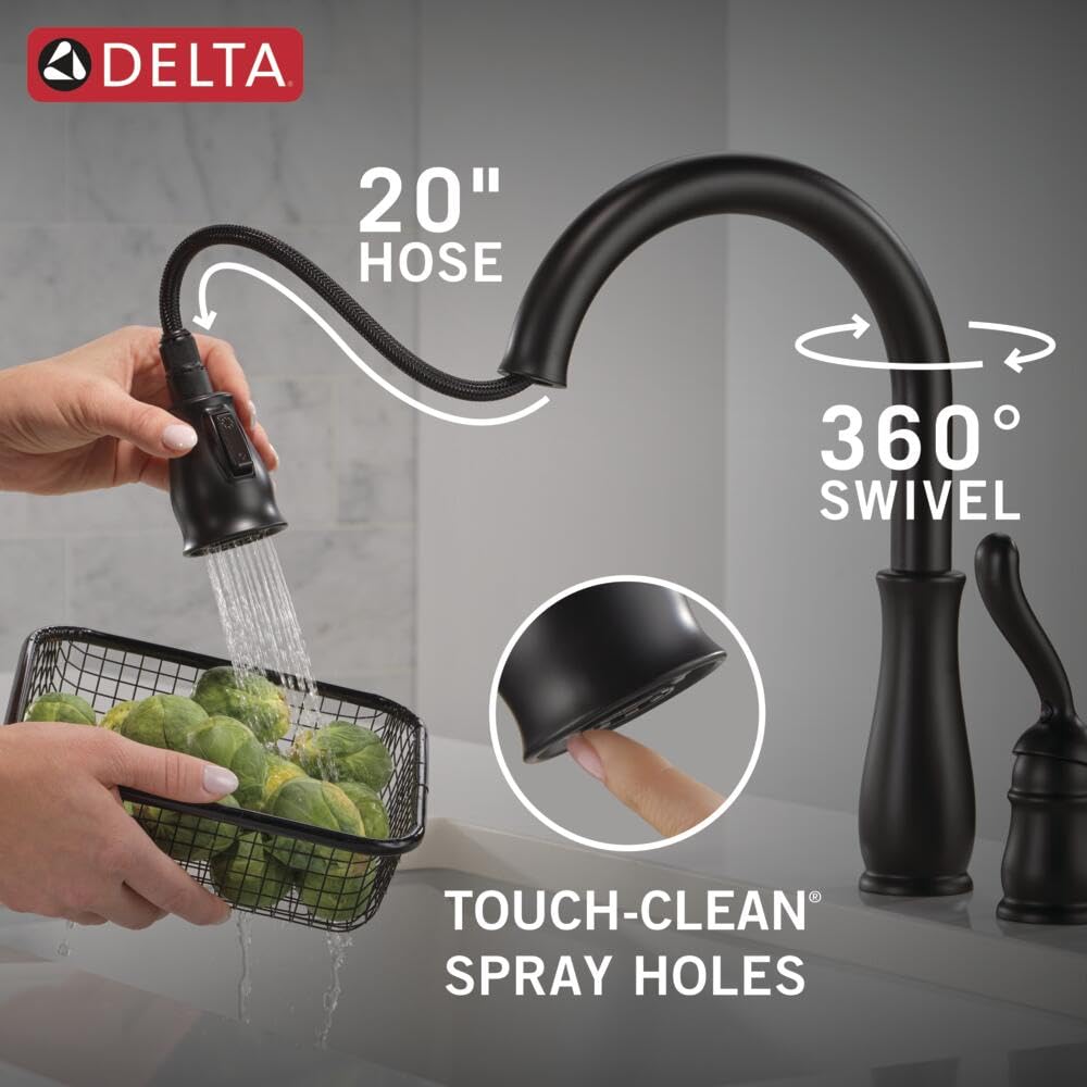 Delta Faucet Leland Pull Down Kitchen Faucet, Black Kitchen Faucets with Pull Down Sprayer, Kitchen Sink Faucet, Magnetic Docking Spray Head, 1.8 GPM Water Flow, Matte Black 978-BL-DST