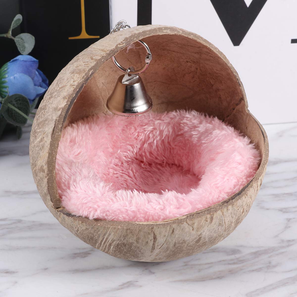 POPETPOP Coconut Shell Bird House-Hamster Coconut Hideaway,Coco Nest with Soft Mat for a Hamster,Rat,Bird Toys(Random Color)