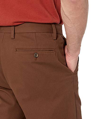 Amazon Essentials Men's Classic-Fit Wrinkle-Resistant Flat-Front Chino Pant (Available in Big & Tall), Brown, 30W x 30L