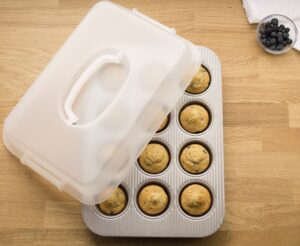 usa pan bakeware nonstick cupcake and muffin pan with lid, 12 cup, white