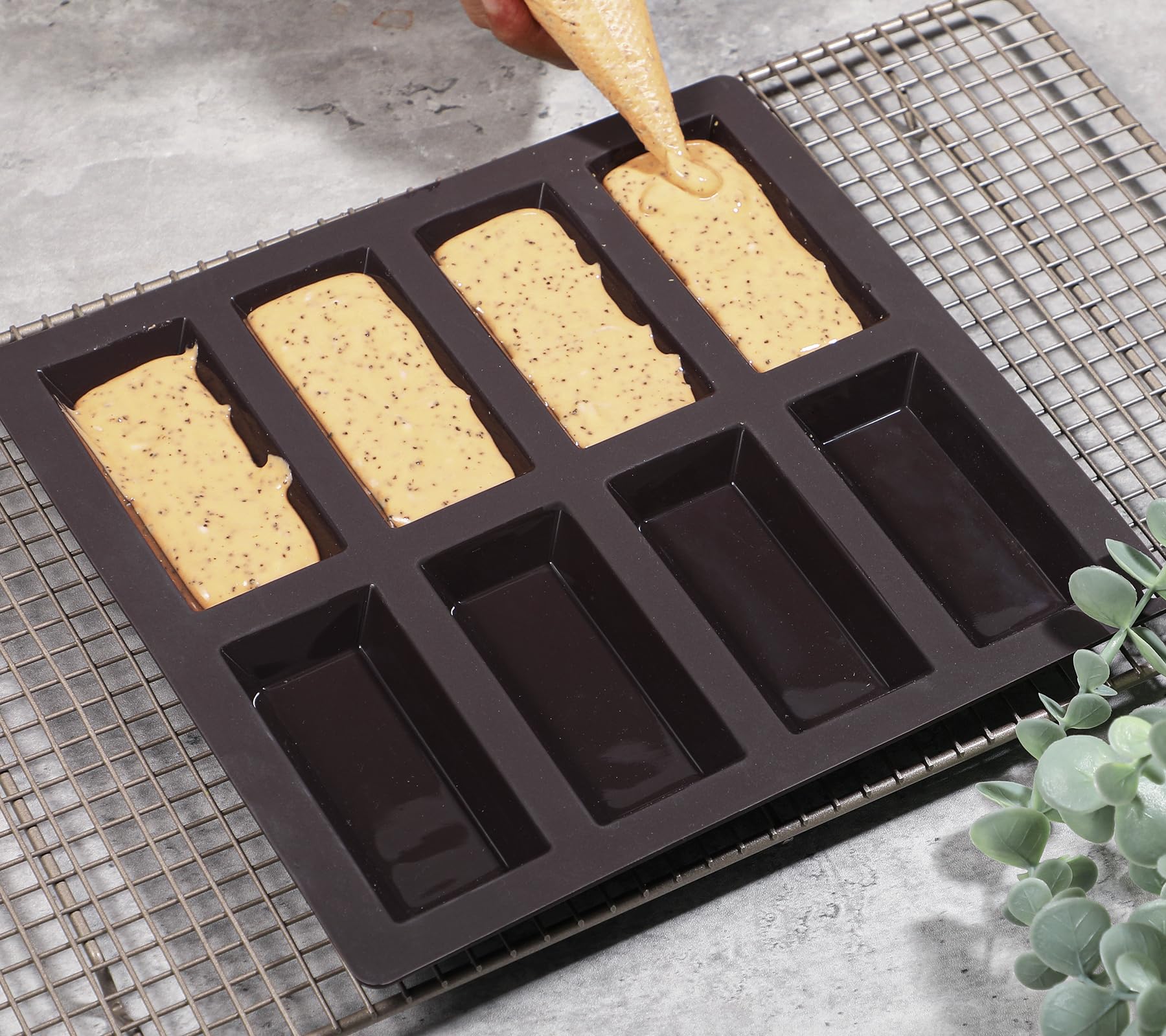 Webake Financier Cake Pan, 8 Cavity Silicone Financier Mold Non Stick Muffin Pan for Biscuits Cookies Bakeware for Oven Baking (2 PCS)