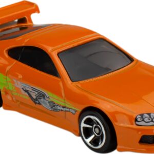 Hot Wheels Toy Cars 5-Pack, Set of 5 Fast & Furious Race & Drift Cars in 1:64 Scale with Exclusive Decos (Styles May Vary)