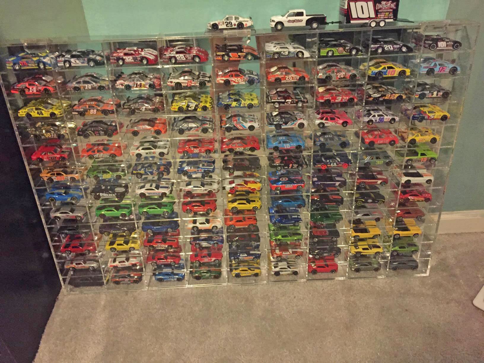 Display Case Wall Cabinet for 1:64 Scale Matchbox Hot Toy Cars Wheels 108 Slots UV Protect Mirrored Background