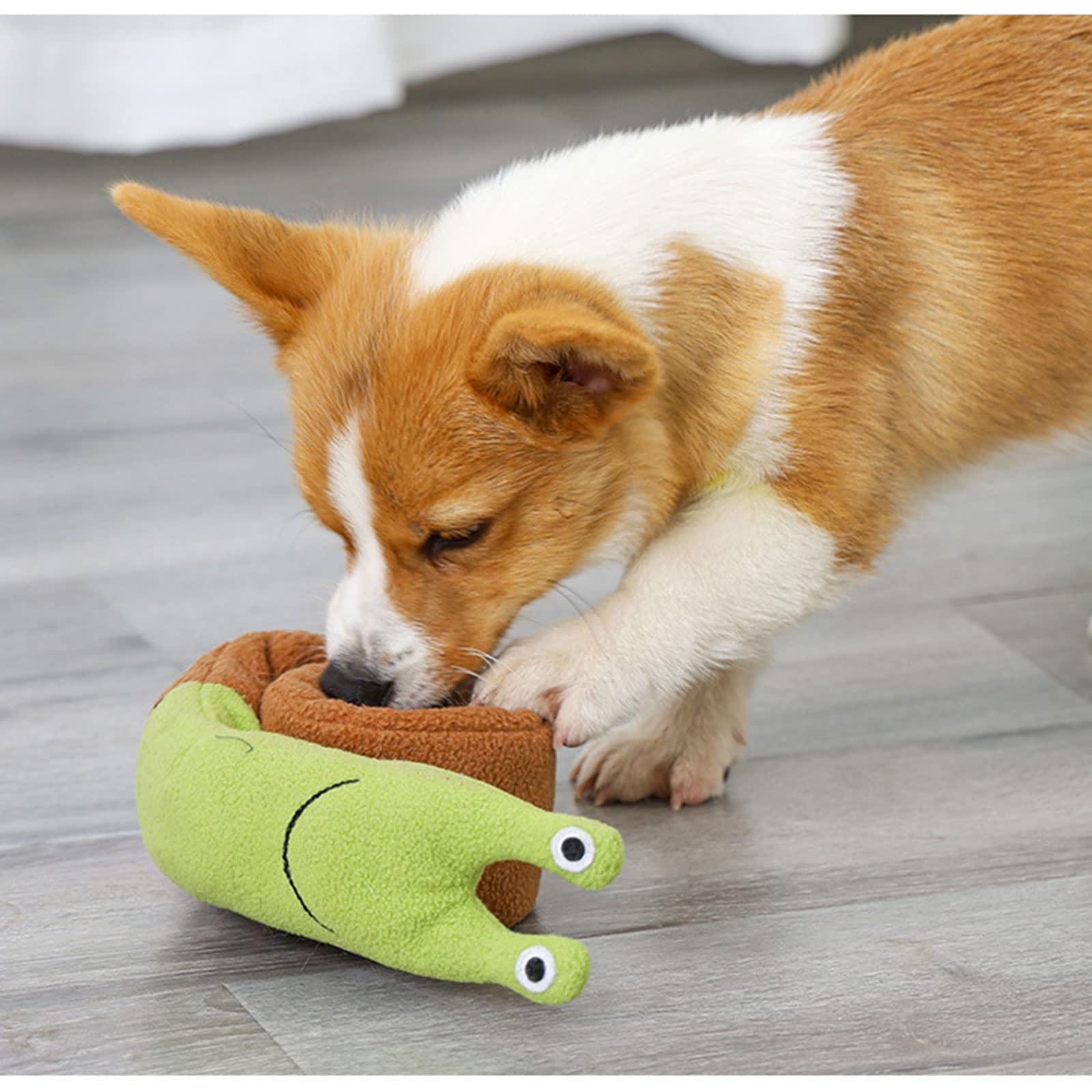 Andiker Dog Squeaky Toy, Dog Snuffle Toy with 3 Noisemakers Cute Snail Shape Dog Puzzle Toys IQ Training Treat Dispenser for Dog to Release Stress and Kill The Boring Time (Green)