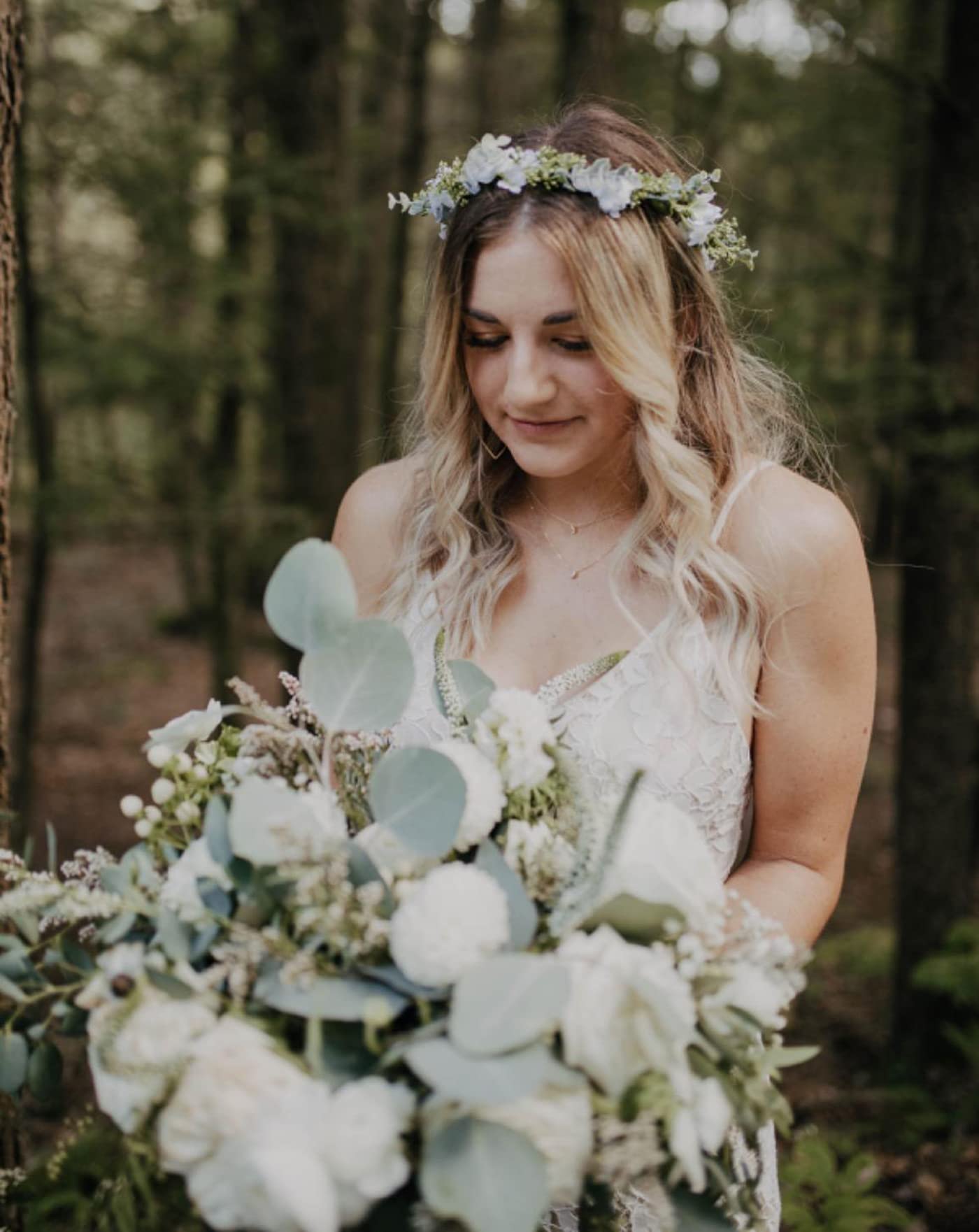 Vividsun Bridal Green Leaf Crown Bohemian Headpiece Floral Headband Photo Prop (white flower)