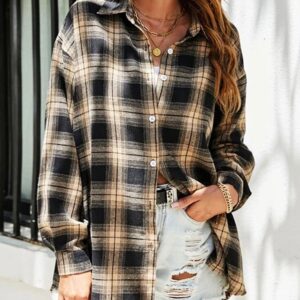 Korebow Oversized Flannels Plaid Shirts for Women Buffalo Plaid Long Sleeve Button Down Shirts Blouse Tops(0028-Khaki-S)