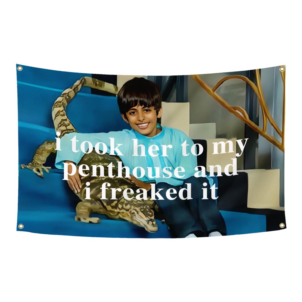 WSINO I Took Her to My Penthouse and I Freaked It Flag 3x5Ft Funny Meme Tapestry for College Dorm Room Guys Man Cave