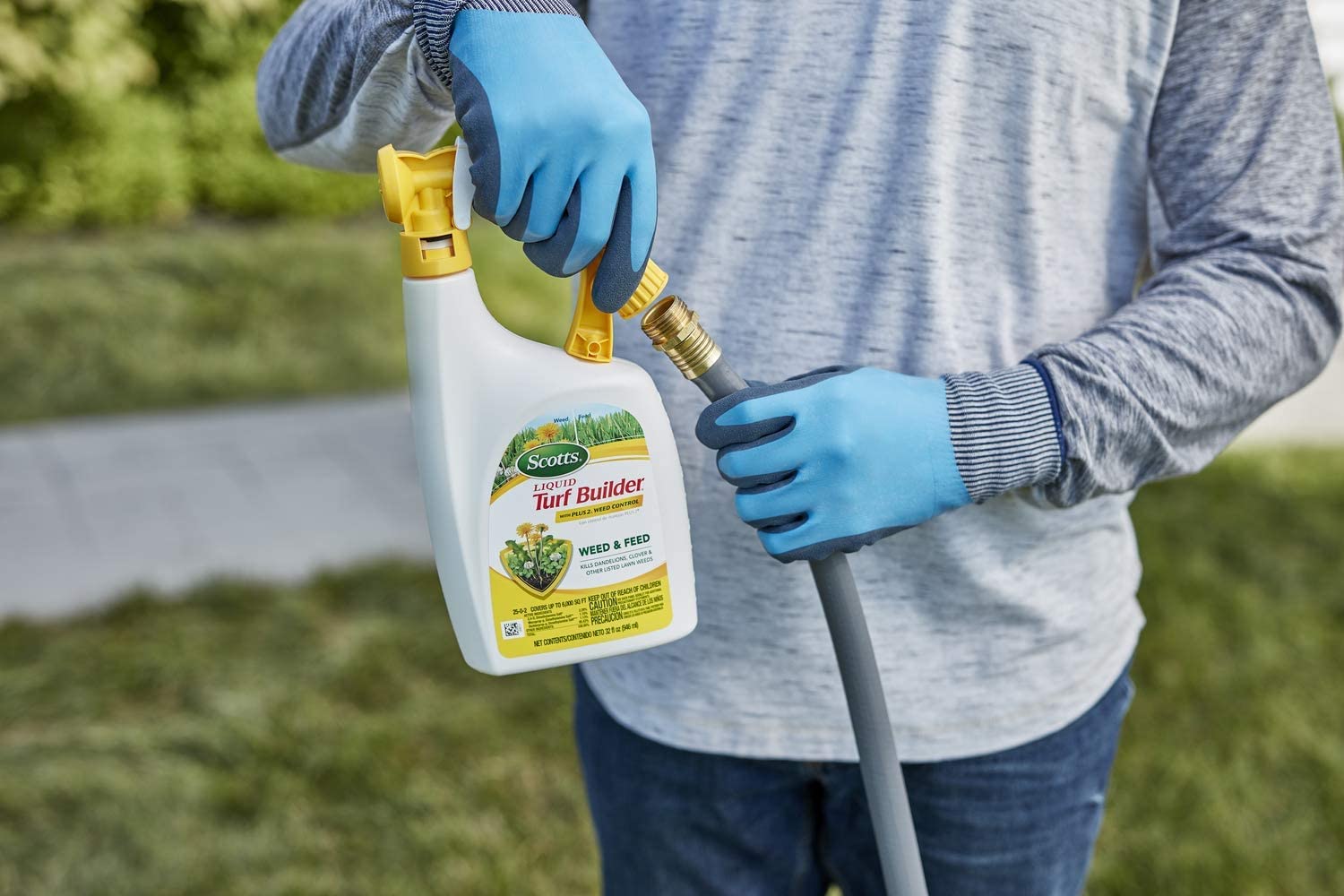 Scotts Turf Builder Weed Control 25-0-2 5000 Sq. Ft. Liquid, Spray Phos Free 32 Oz