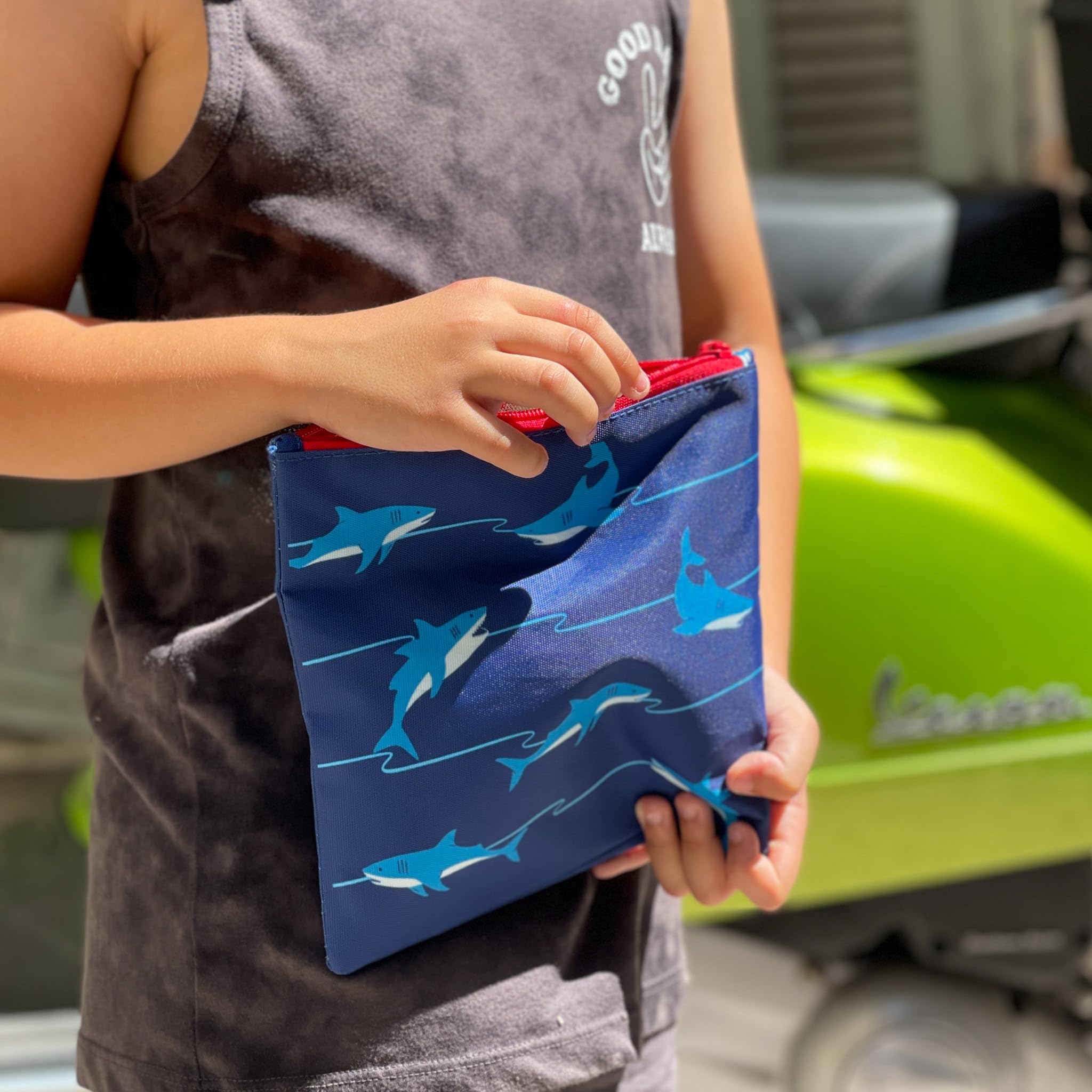 Yumbox Reusable Sandwich and Snack Bags (2-Pack) Fun Shark Prints for Toddlers and Kids, Eco-Friendly, BPA-Free, Water-Resistant, Lined, Washable fabric, Ideal kids snack bag, Zip Close, 8x8 in Large