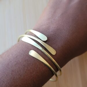 Bead It Wear It Love It 2 Raw Brass Cuff Bracelets Set, African Brass Bangles For Women, Hammered Ends Stacking Bracelets, Boho Tribal Cultural Jewelry (Set Of 2)