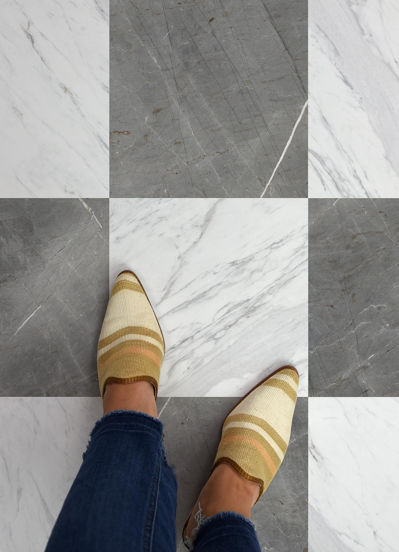 FloorPops x Chris Loves Julia 12-in by 12-in Bonneville Grey & White Marble Peel & Stick Floor Tiles, FP4421