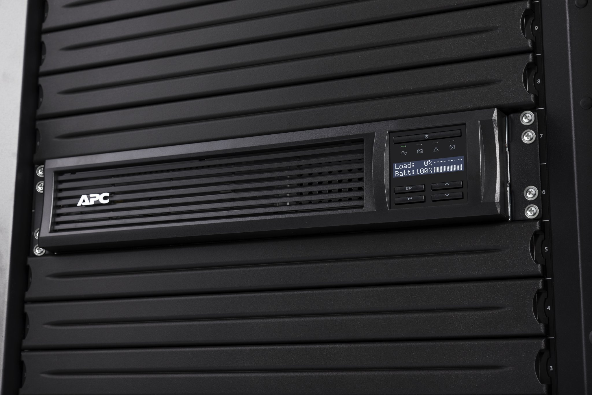 APC 1500VA Smart UPS with SmartConnect, SMT1500RM2UC Rack Mount UPS Battery Backup, Sinewave, AVR, 120V, Line Interactive Uninterruptible Power Supply (Renewed)