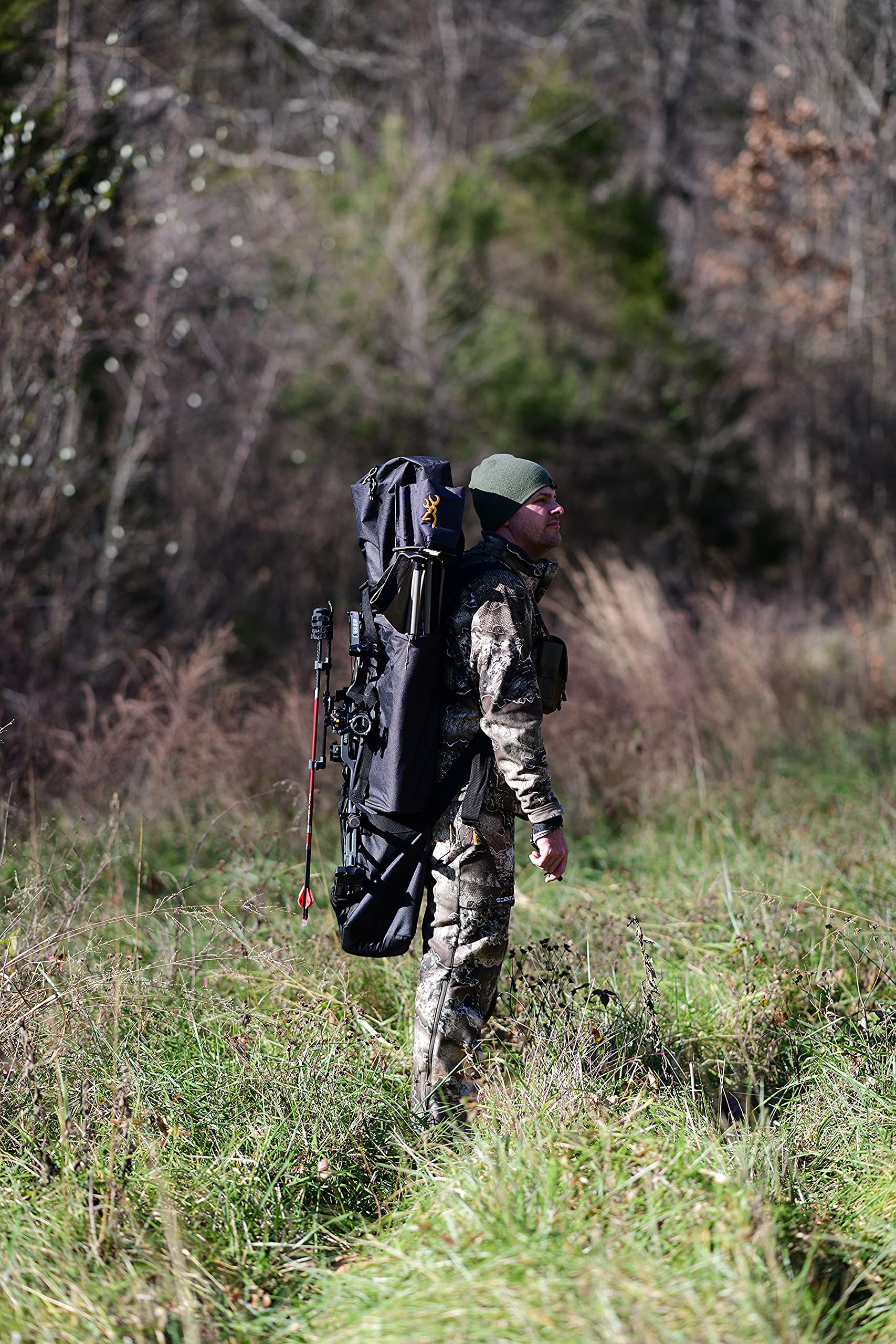 Browning Evade Tent Hunting Blind Featuring 180 Degree Windows with Shoot Through Mesh and Silent Open, Silent Magnetic Door System, and Brush Loops, Mossy Oak Country DNA