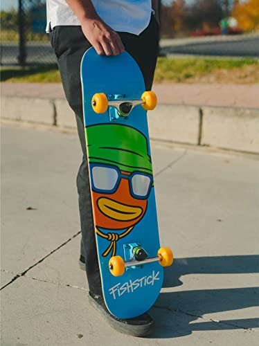 Fortnite 31" Skateboard - Cruiser Skateboard with Printed Graphic Grip Tape, ABEC-5 Bearings, Durable Deck & Smooth Wheels