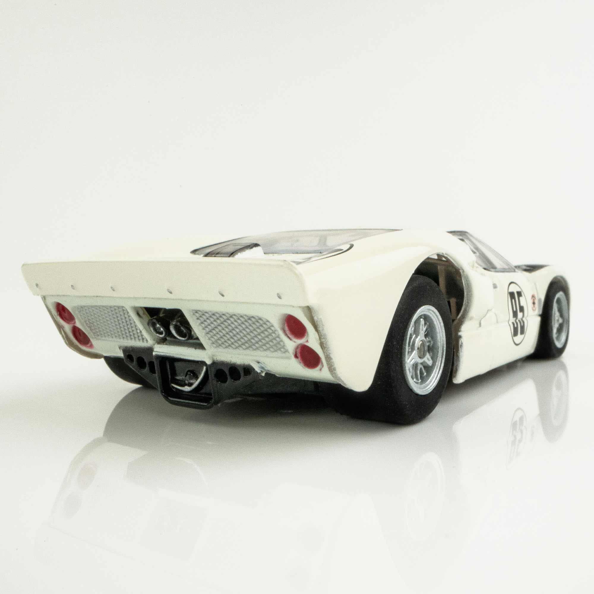 AFX/Racemasters Ford GT40 Mark II #95 Daytona AFX22056 HO Slot Racing Cars